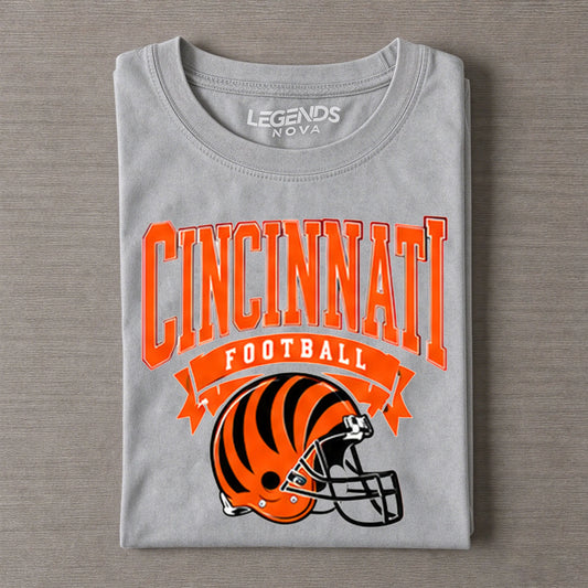 Cincinnati Vintage Football Distressed Helmet T-Shirt